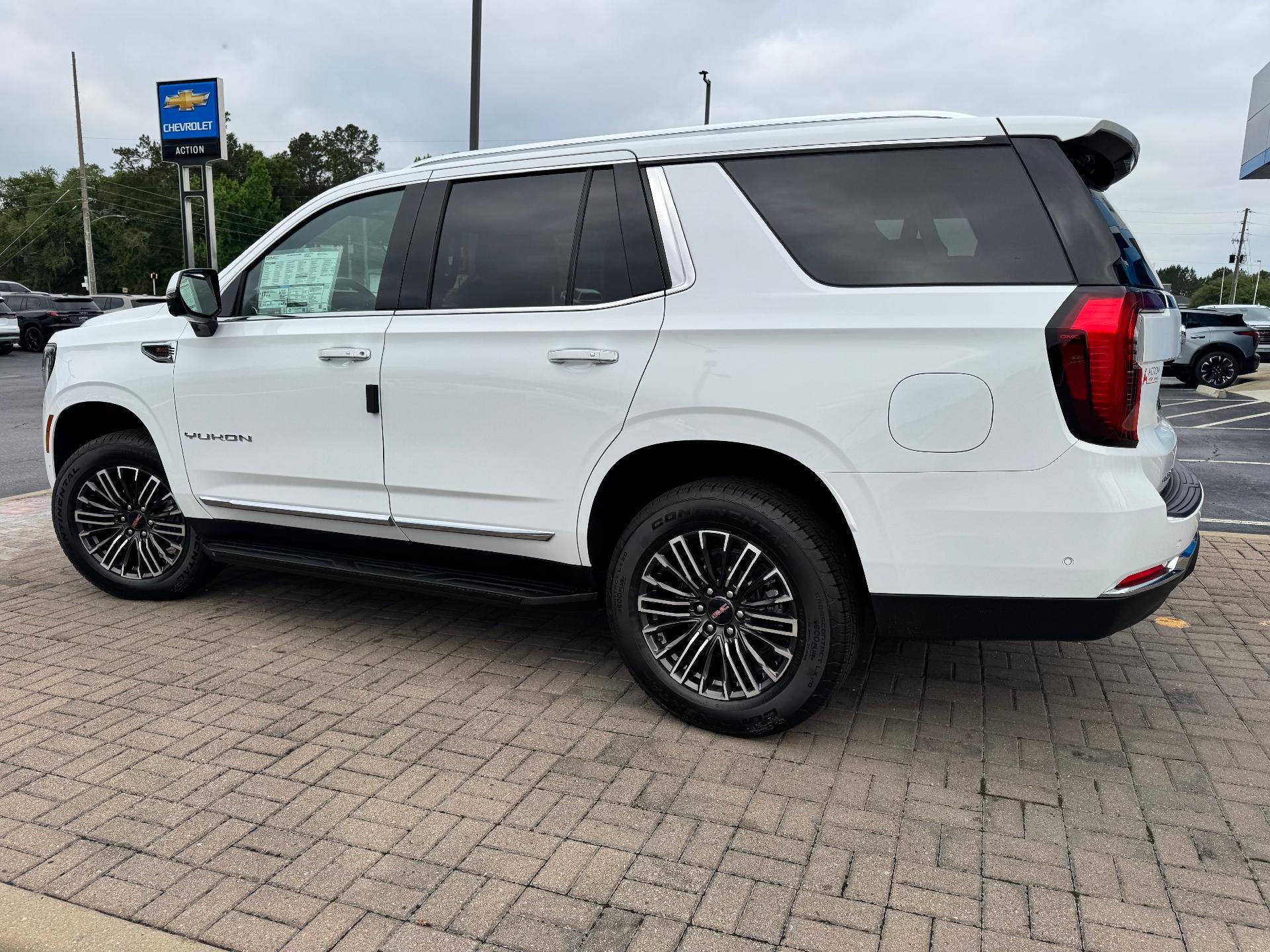 2026 GMC Yukon Elevation