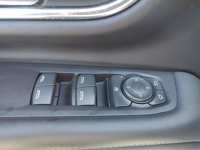 2022 GMC Yukon XL SLE