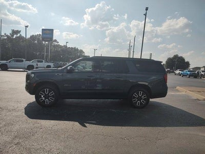 2021 GMC Yukon XL AT4