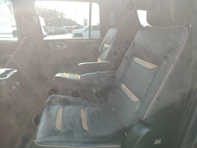 2021 GMC Yukon XL AT4