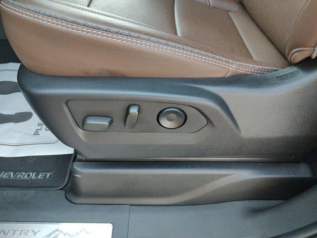 2022 Chevrolet Suburban High Country