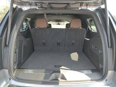 2022 Chevrolet Suburban High Country