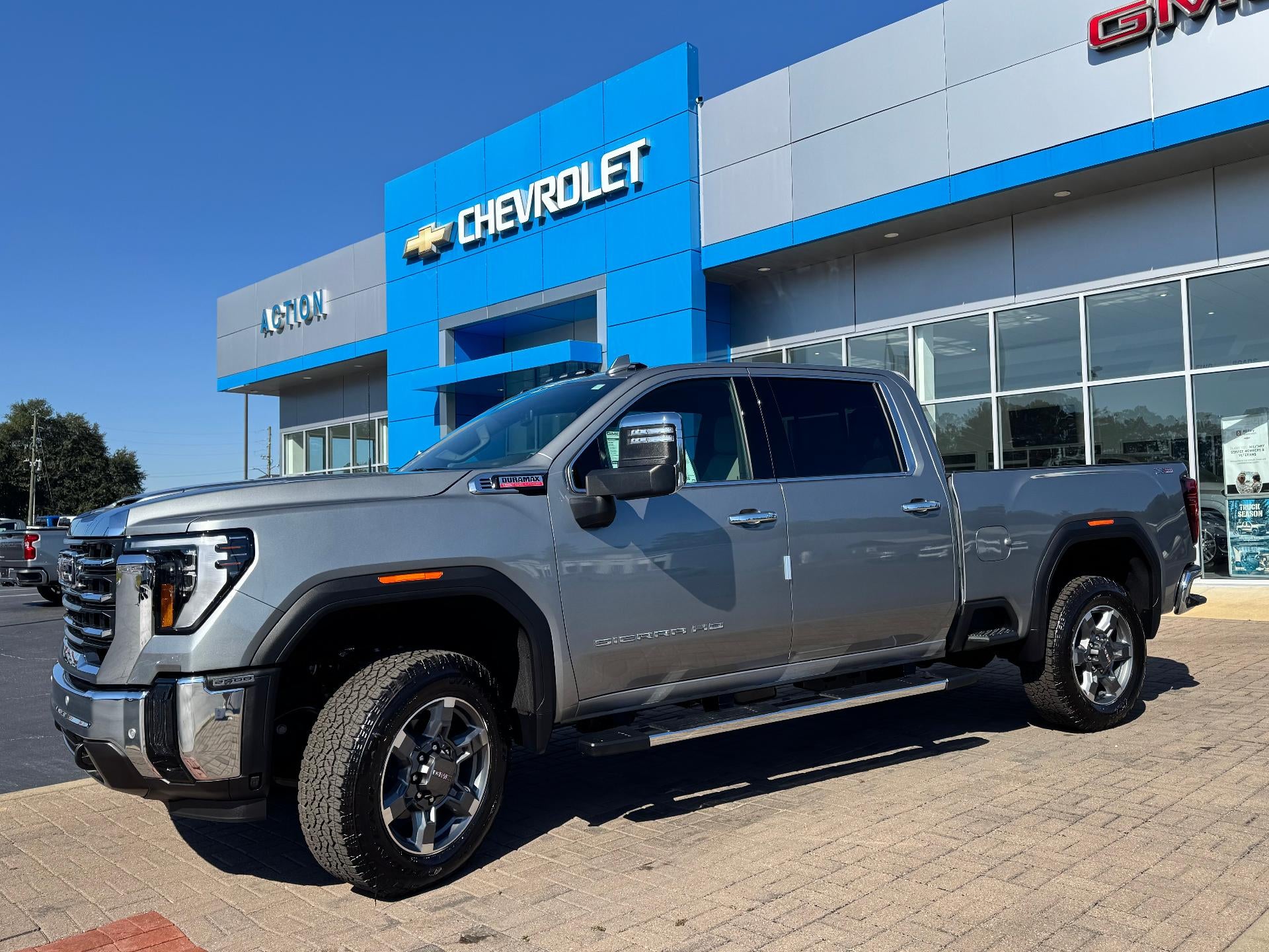 2026 GMC Sierra 2500 HD SLT