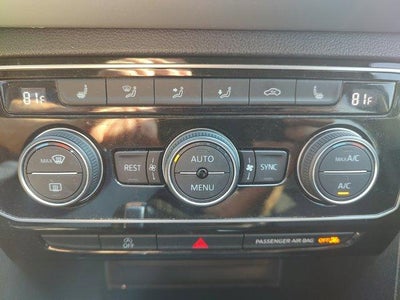 2022 Volkswagen Atlas 3.6L V6 SE w/Technology