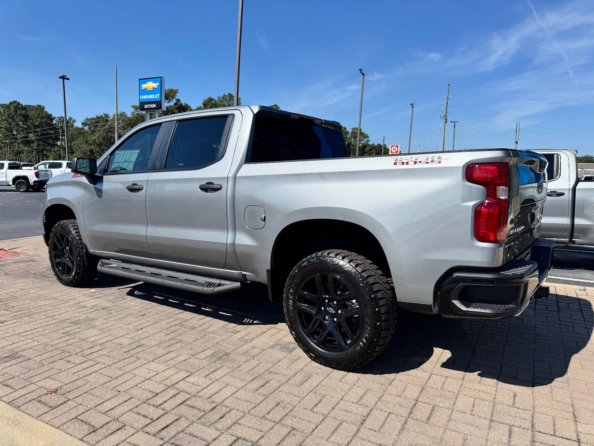 2025 Chevrolet Silverado 1500 Custom Trail Boss