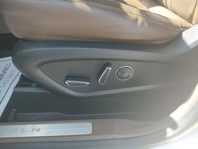 2015 Lincoln MKC Base