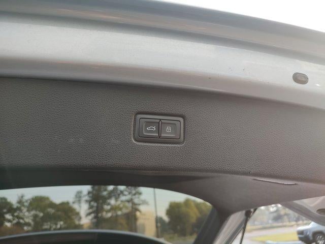 2022 Audi Q7 Premium Plus