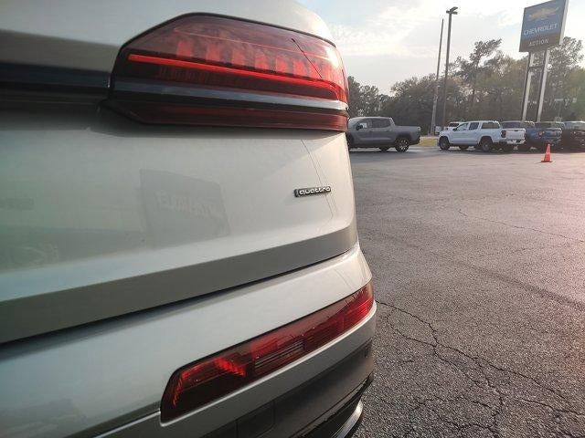 2022 Audi Q7 Premium Plus